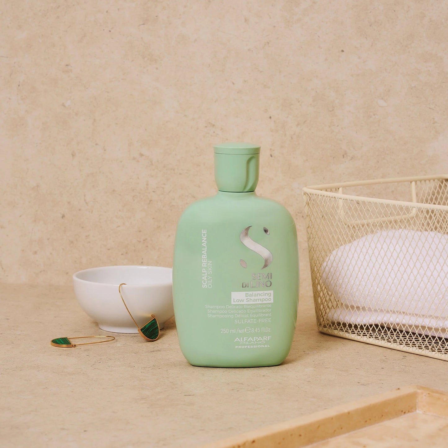 Balancing Low Shampoo